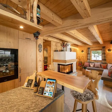 Apartment Engadin - Private Retreat & -st Moritz - Val *
