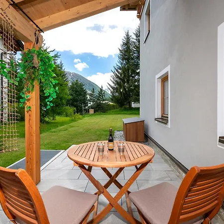 Apartment Engadin - Private Retreat & -st Moritz - Val