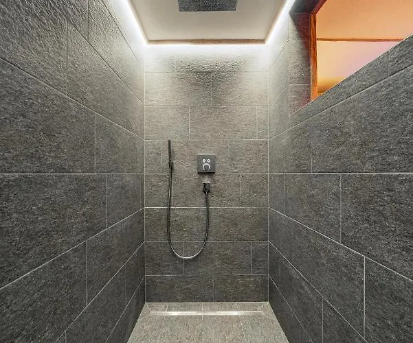 Apartment Engadin - Private Retreat & -st Moritz - Val